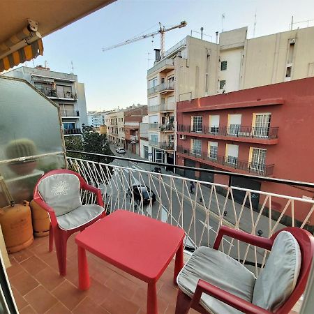 Diana Apartamento Con Terraza Muy Cerca Del Mar Pineda de Mar Eksteriør billede
