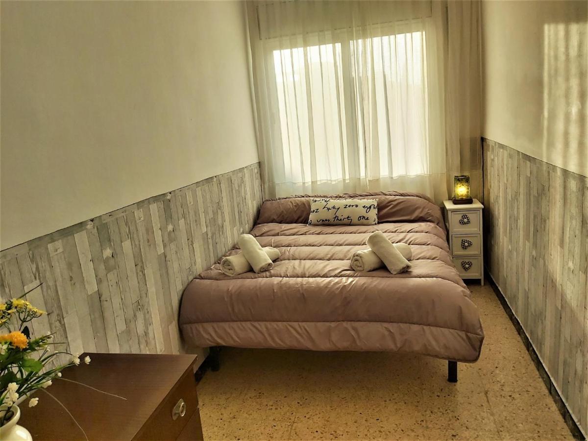 Diana Apartamento Con Terraza Muy Cerca Del Mar Pineda de Mar Eksteriør billede